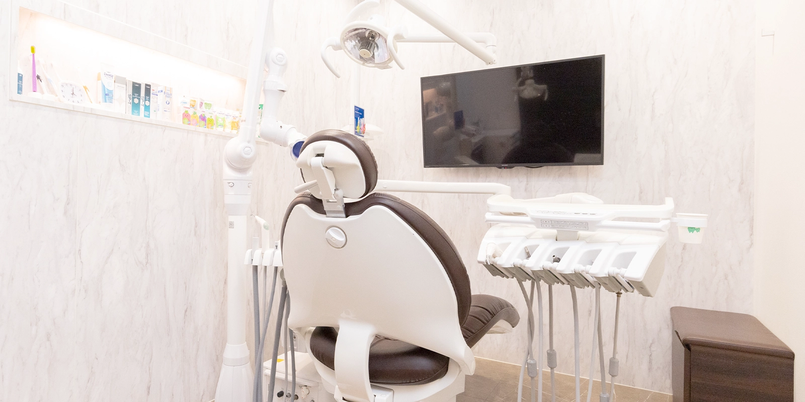 診査、診断、応急処置(お痛みのある場合)